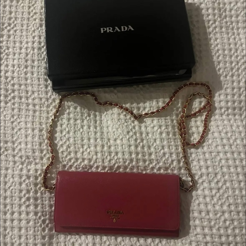 Prada wallet / purse